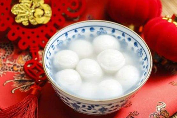 除了元宵，怎么能少了這烤魚呢？