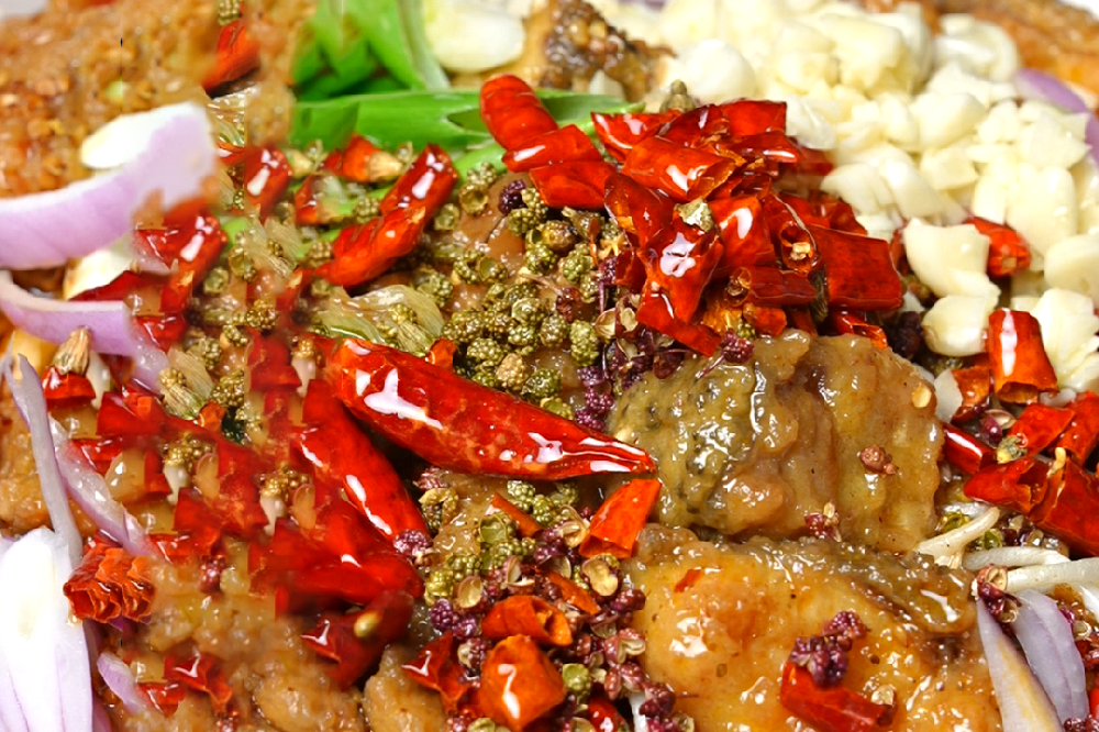 用金宮麻辣魚調(diào)料做麻辣沸騰魚